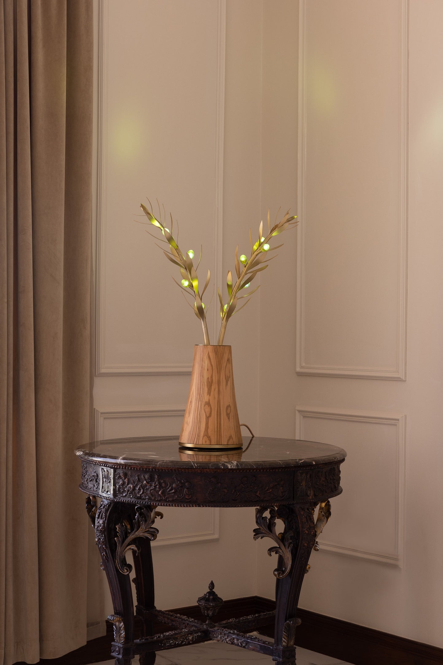 Zaytuna Table Lamp tajrid