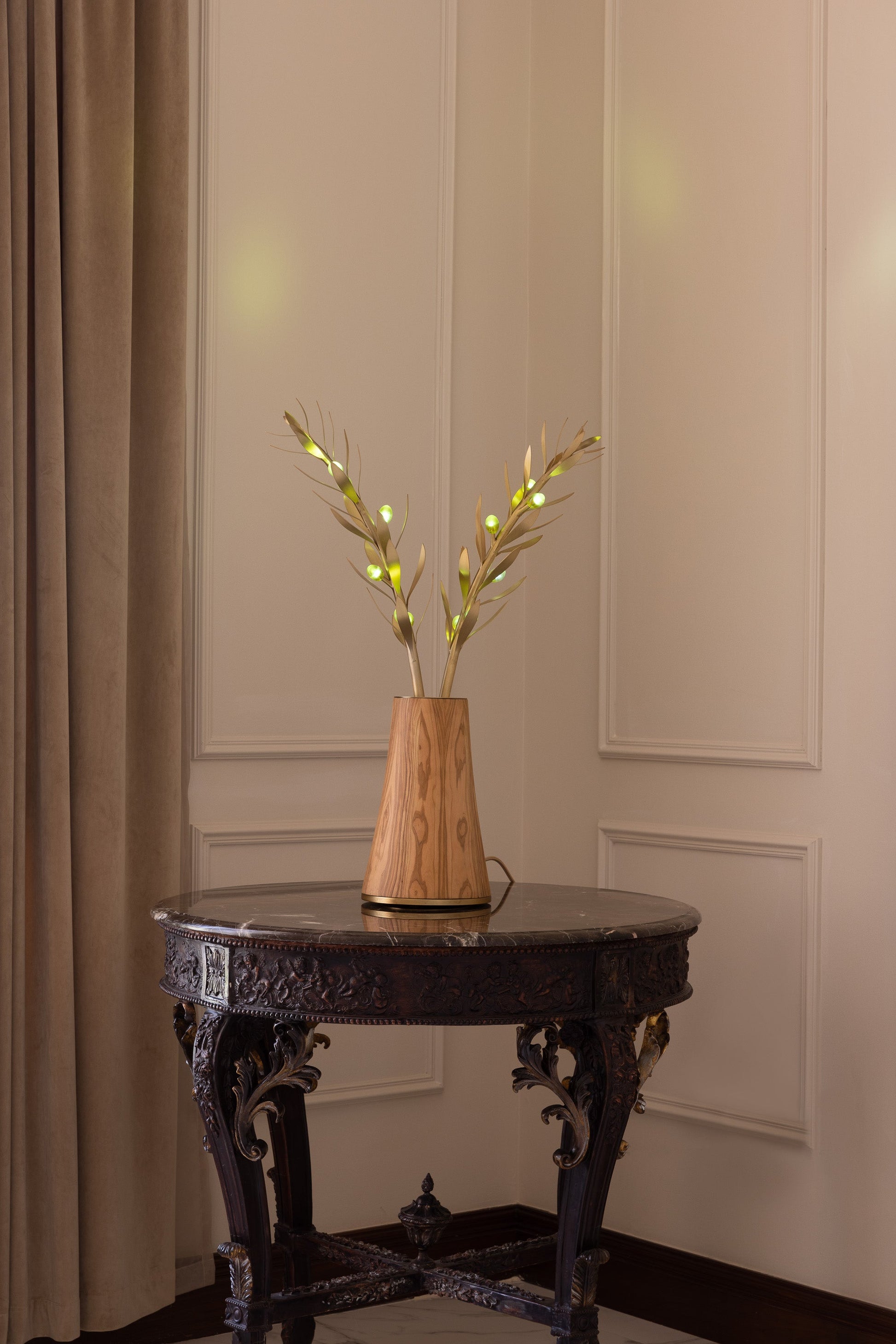 Zaytuna Table Lamp tajrid