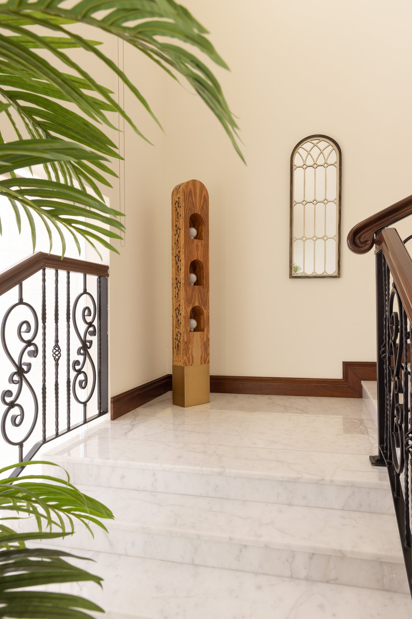 Mishkat Floor Lamp tajrid