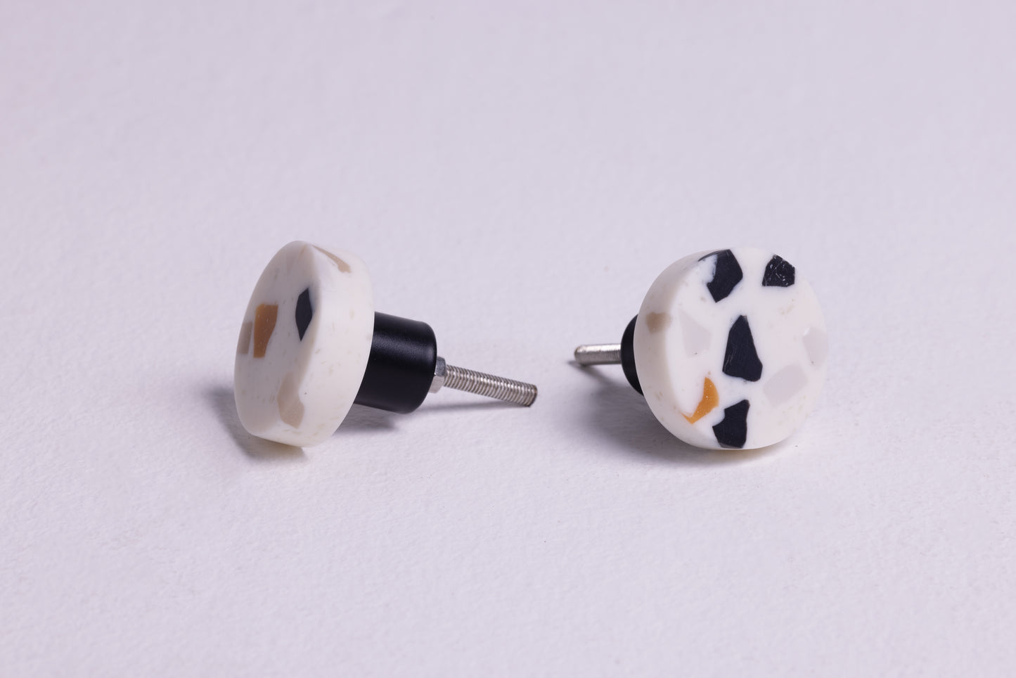 Cor-razzo Round Door Knobs