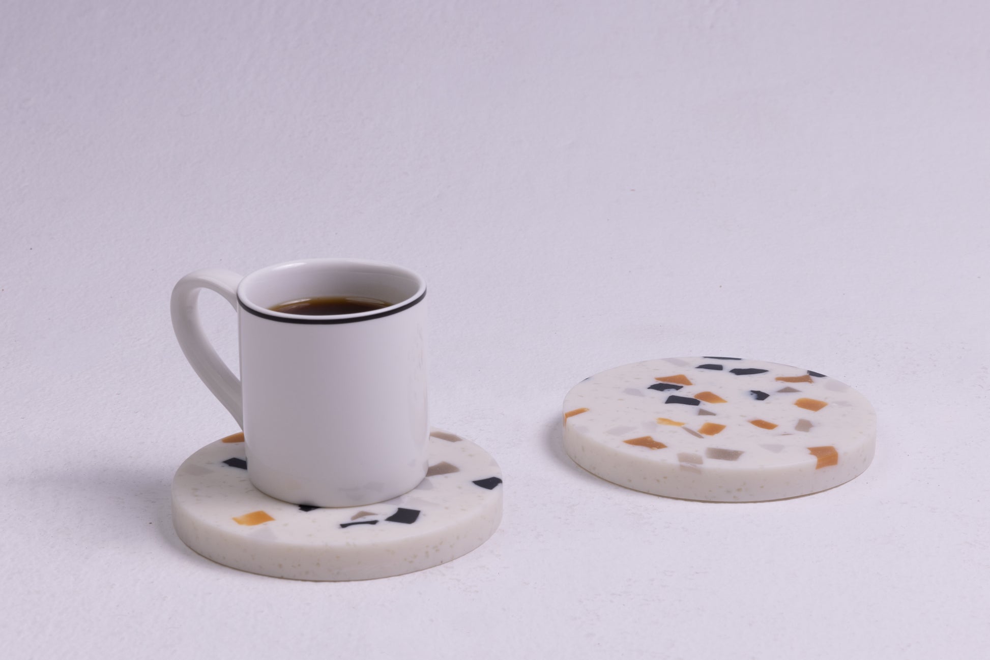 Choosing the right decorative accents for your home will help you create a unique and beautiful look