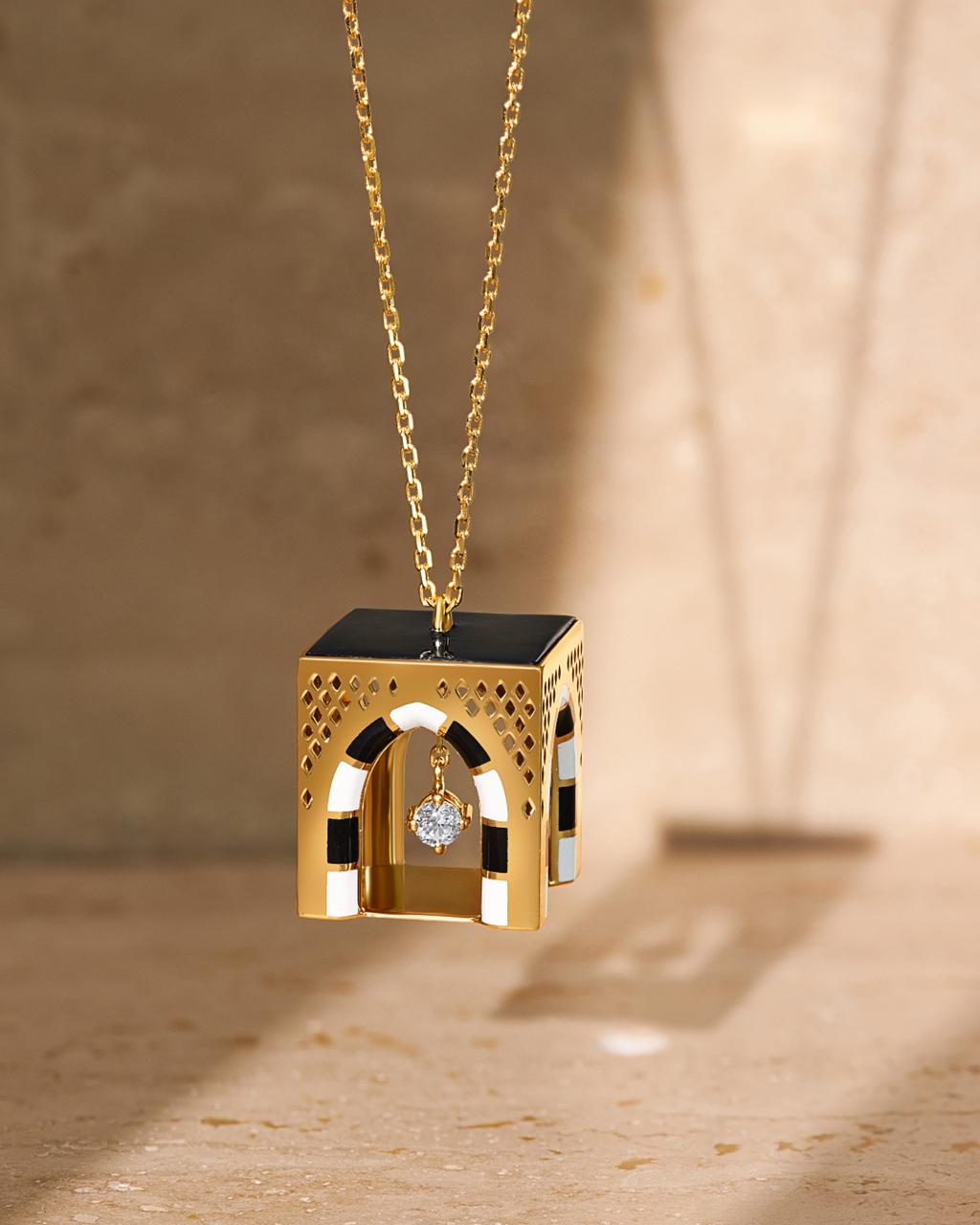 Mehrab Necklace مُكعّب المحراب
